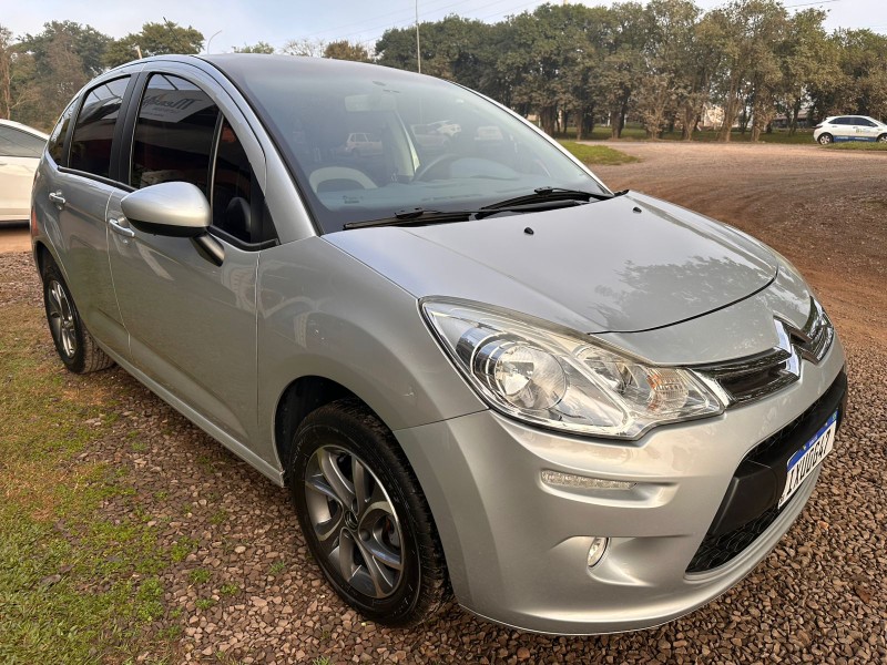 CITROEN C3 1.6 /2017 MENEGHINI VEÍCULOS ARROIO DO MEIO / Carros no Vale