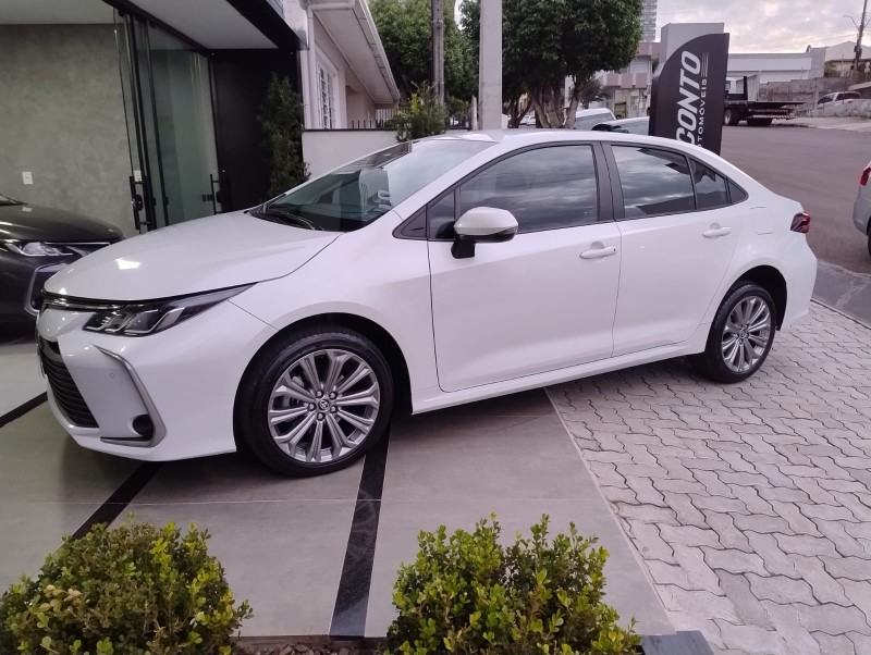TOYOTA COROLLA 2.0 XEI 16V 2023/2023 DE CONTO AUTOMÓVEIS SARANDI / Carros no Vale