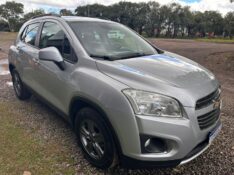 CHEVROLET TRACKER LT 1.8 /2016 MENEGHINI VEÍCULOS ARROIO DO MEIO / Carros no Vale
