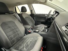 VOLKSWAGEN GOLF 1.4 TSI HIGHLINE 16V GASOLINA 4P AUTOMÁTICO 2013/2014 MAIS FÁCIL VEÍCULOS SANTA CRUZ DO SUL / Carros no Vale
