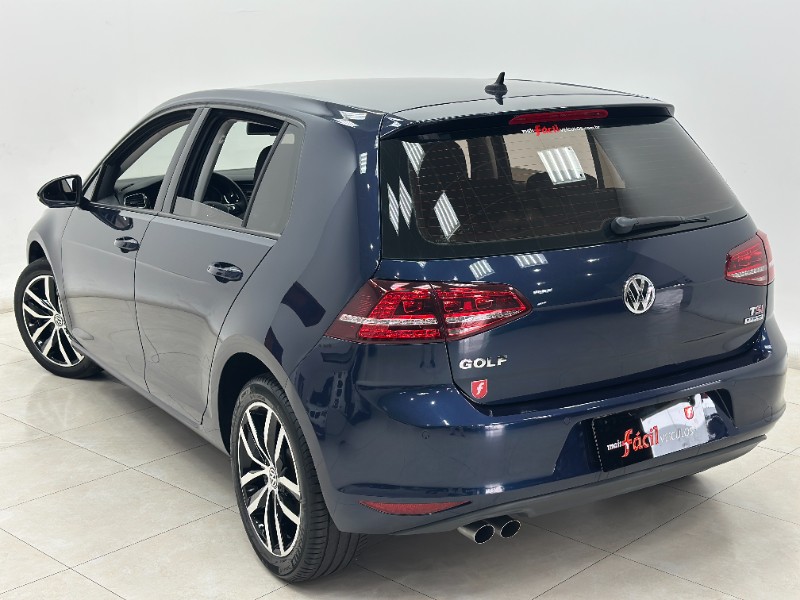 VOLKSWAGEN GOLF 1.4 TSI HIGHLINE 16V GASOLINA 4P AUTOMÁTICO 2013/2014 MAIS FÁCIL VEÍCULOS SANTA CRUZ DO SUL / Carros no Vale