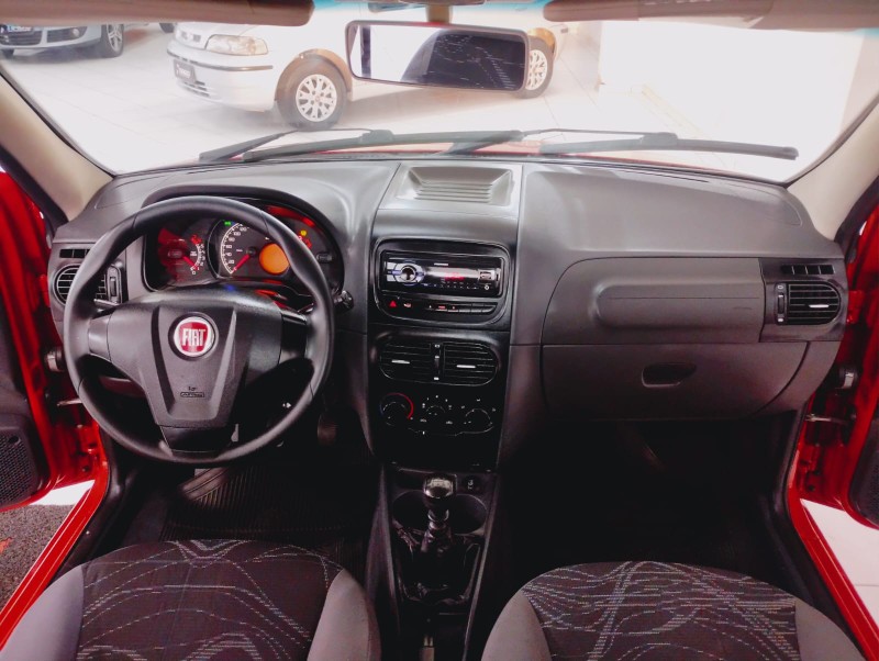 FIAT SIENA 1.0 FIRE 8V 2015/2015 TIAGO AUTOMÓVEIS VENÂNCIO AIRES / Carros no Vale