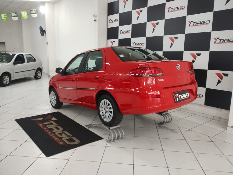 FIAT SIENA 1.0 FIRE 8V 2015/2015 TIAGO AUTOMÓVEIS VENÂNCIO AIRES / Carros no Vale