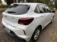 CHEVROLET ONIX 1.0 TURBO /2020 MENEGHINI VEÍCULOS ARROIO DO MEIO / Carros no Vale