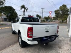 CHEVROLET S10 LT 4X2 CABINE DUPLA 2.5 ECOTEC 2015/2015 LS MULTIMARCAS VENÂNCIO AIRES / Carros no Vale