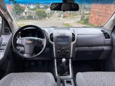 CHEVROLET S10 LT 4X2 CABINE DUPLA 2.5 ECOTEC 2015/2015 LS MULTIMARCAS VENÂNCIO AIRES / Carros no Vale