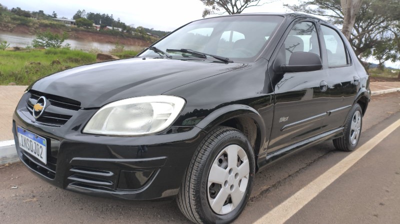 CHEVROLET PRISMA 1.4 MAXX 8V 2007/2007 ADRIANO VEÍCULOS CRUZEIRO DO SUL / Carros no Vale