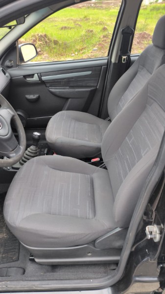 CHEVROLET PRISMA 1.4 MAXX 8V 2007/2007 ADRIANO VEÍCULOS CRUZEIRO DO SUL / Carros no Vale