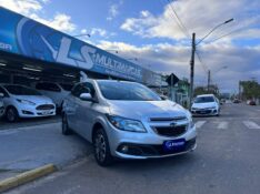 CHEVROLET ONIX HATCH LTZ 1.4 8V FLEXPOWER 5P MEC. 2013/2013 LS MULTIMARCAS VENÂNCIO AIRES / Carros no Vale