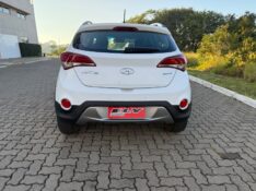 HYUNDAI HB20X 1.6 16V STYLE FLEX 4P AUTOMÁTICO 2017/2017 ELY AUTOMÓVEIS LAJEADO / Carros no Vale
