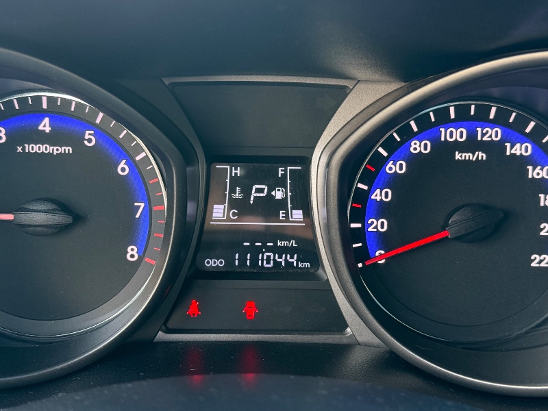 HYUNDAI HB20X 1.6 16V STYLE FLEX 4P AUTOMÁTICO 2017/2017 ELY AUTOMÓVEIS LAJEADO / Carros no Vale