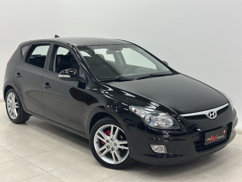 HYUNDAI I30 2.0 16V 145CV 2012 2011/2012 MAIS FÁCIL VEÍCULOS SANTA CRUZ DO SUL / Carros no Vale