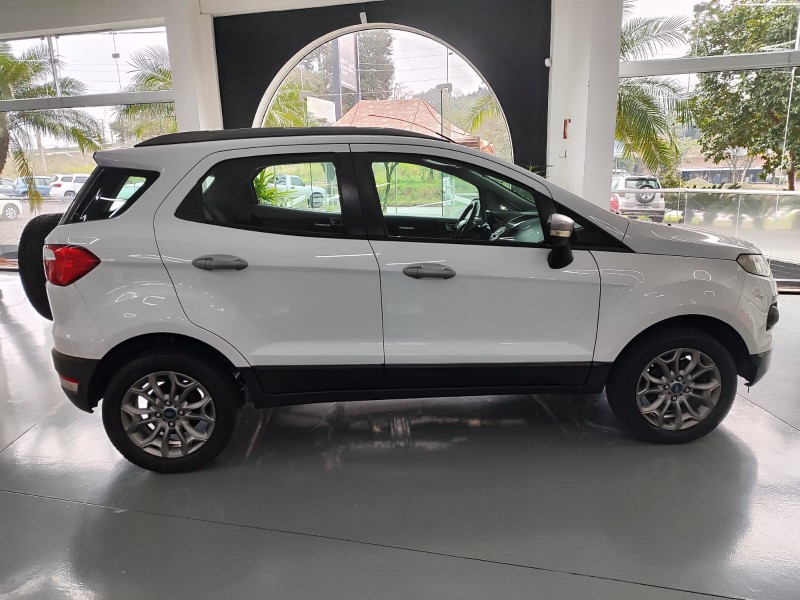 FORD ECOSPORT FREESTYLE 1.6 16V FLEX 5P /2015 BELAVENDA AUTOMÓVEIS ARROIO DO MEIO / Carros no Vale