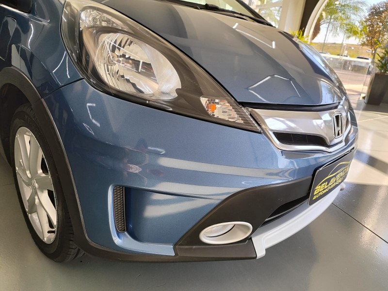 HONDA FIT 1.5 TWIST 16V FLEX 4P MANUAL /2013 BELAVENDA AUTOMÓVEIS ARROIO DO MEIO / Carros no Vale