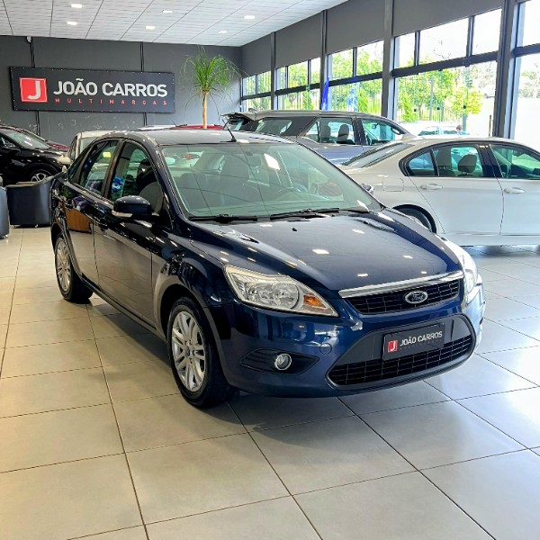 FORD FOCUS SEDAN 1.6 GLX 2013/2013 JOÃO CARROS MULTIMARCAS GUAPORÉ / Carros no Vale
