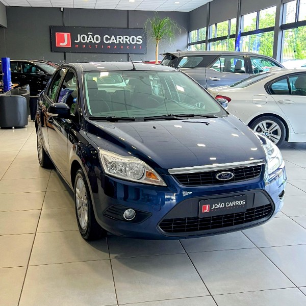 FORD FOCUS SEDAN 1.6 GLX 2013/2013 JOÃO CARROS MULTIMARCAS GUAPORÉ / Carros no Vale