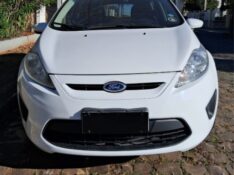 FORD FIESTA 1.6 SE 16V 2013/2013 STOPCAR MULTIMARCAS ESTRELA / Carros no Vale