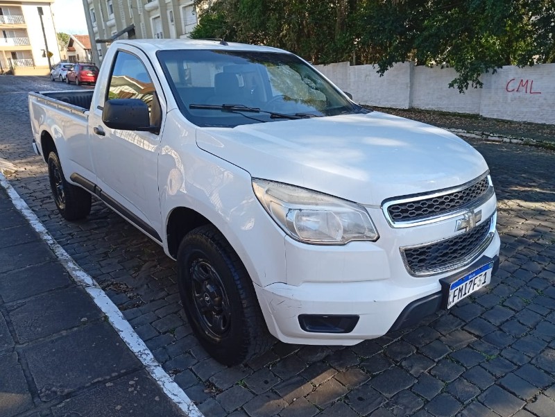 CHEVROLET S10 2.4 2014/2014 ALTERNATIVA VEÍCULOS LAJEADO / Carros no Vale