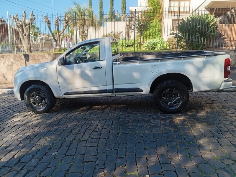CHEVROLET S10 2.4 2014/2014 ALTERNATIVA VEÍCULOS LAJEADO / Carros no Vale