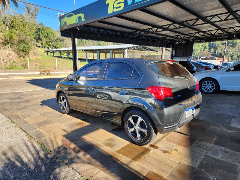 CHEVROLET ONIX LTZ 1.4 2016/2017 TS VEÍCULOS ANTA GORDA / Carros no Vale
