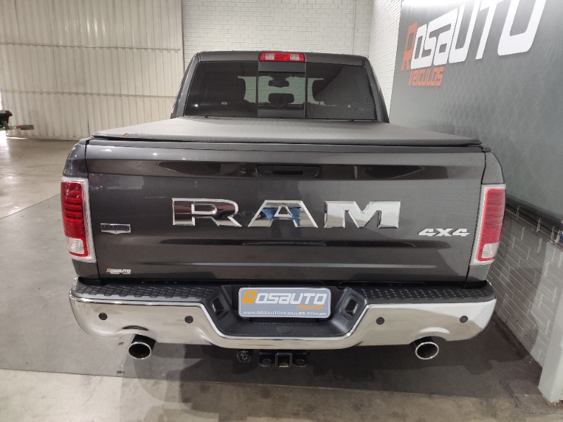 DODGE RAM 5.7 1500 LARAMIE 4X4 V8 2023/2023 ROSAUTO VEÍCULOS VENÂNCIO AIRES / Carros no Vale