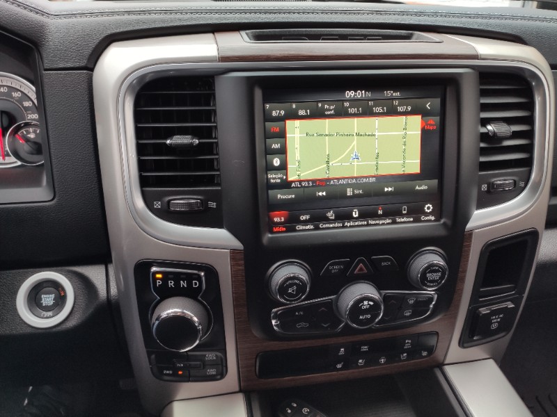DODGE RAM 5.7 1500 LARAMIE 4X4 V8 2023/2023 ROSAUTO VEÍCULOS VENÂNCIO AIRES / Carros no Vale
