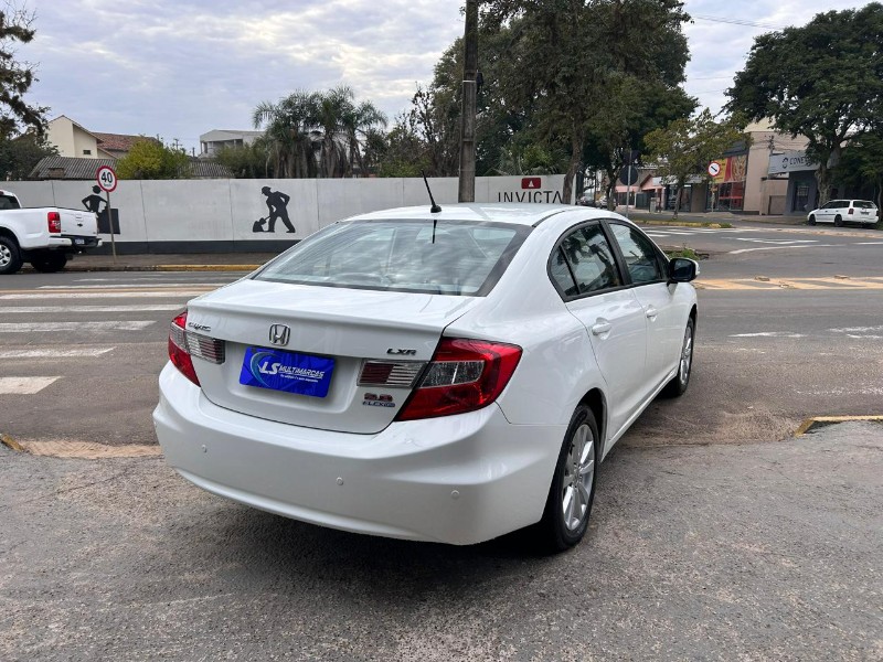 HONDA CIVIC SEDAN LXR 2.0 FLEXONE 16V AUT. 4P 2014/2014 LS MULTIMARCAS VENÂNCIO AIRES / Carros no Vale