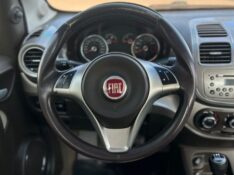 FIAT GRAND SIENA ESSENCE 1.6 16V 2015 /2015 NEURI VEÍCULOS LAJEADO / Carros no Vale