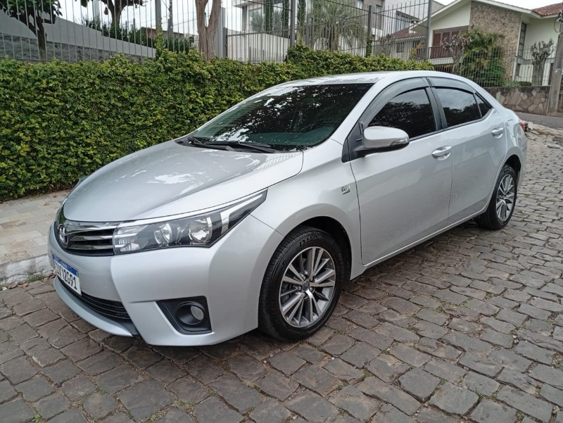TOYOTA COROLLA 2.0 XEI 2014/2015 ALTERNATIVA VEÍCULOS LAJEADO / Carros no Vale