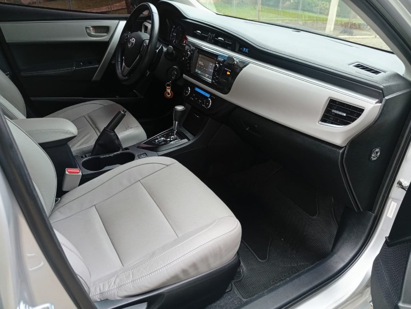 TOYOTA COROLLA 2.0 XEI 2014/2015 ALTERNATIVA VEÍCULOS LAJEADO / Carros no Vale