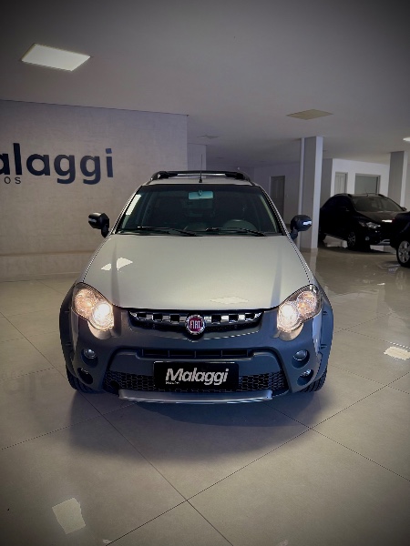 FIAT STRADA 1.8 MPI ADVENTURE CE 16V 2013/2013 MALAGGI VEÍCULOS ENCANTADO / Carros no Vale