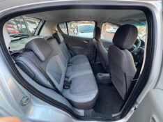 FIAT PALIO 1.0 MPI ATTRACTIVE 8V FLEX 4P MANUAL 2015/2016 AR MULTIMARCAS VENÂNCIO AIRES / Carros no Vale