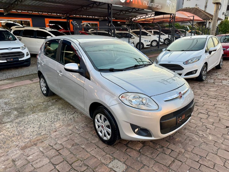 FIAT PALIO 1.0 MPI ATTRACTIVE 8V FLEX 4P MANUAL 2015/2016 AR MULTIMARCAS VENÂNCIO AIRES / Carros no Vale