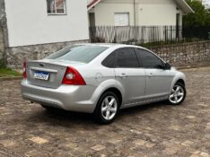 FORD FOCUS SEDAN 2.0 GLX SEDAN 16V FLEX 4P MANUAL 2010/2010 BOSCO AUTOMÓVEIS GUAPORÉ / Carros no Vale