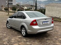 FORD FOCUS SEDAN 2.0 GLX SEDAN 16V FLEX 4P MANUAL 2010/2010 BOSCO AUTOMÓVEIS GUAPORÉ / Carros no Vale