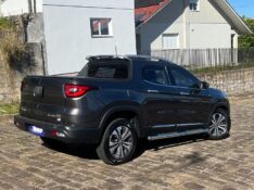 FIAT TORO 2.0 16V TURBO DIESEL VOLCANO 4WD AUTOMÁTICO 2022/2022 BOSCO AUTOMÓVEIS GUAPORÉ / Carros no Vale