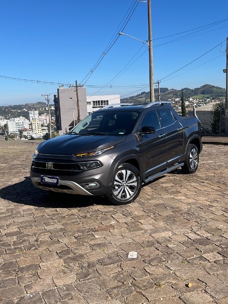 FIAT TORO 2.0 16V TURBO DIESEL VOLCANO 4WD AUTOMÁTICO 2022/2022 BOSCO AUTOMÓVEIS GUAPORÉ / Carros no Vale