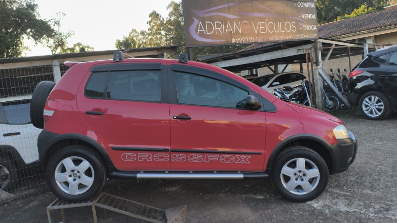VOLKSWAGEN CROSSFOX 1.6 8V FLEX 2007/2007 ADRIANO VEÍCULOS CRUZEIRO DO SUL / Carros no Vale