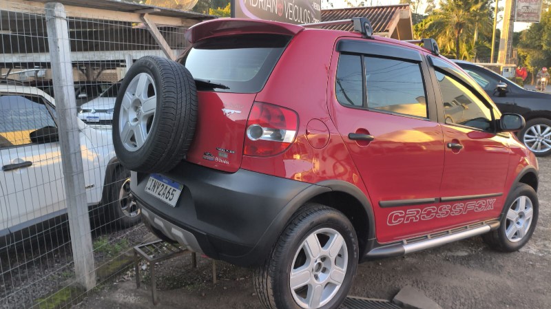 VOLKSWAGEN CROSSFOX 1.6 8V FLEX 2007/2007 ADRIANO VEÍCULOS CRUZEIRO DO SUL / Carros no Vale