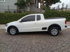 VOLKSWAGEN SAVEIRO 1.6 CE 2013/2014 ALTERNATIVA VEÍCULOS LAJEADO / Carros no Vale