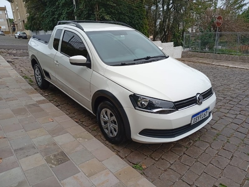 VOLKSWAGEN SAVEIRO 1.6 CE 2013/2014 ALTERNATIVA VEÍCULOS LAJEADO / Carros no Vale