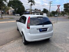 FORD FIESTA 1.0 8V FLEX/CLASS 1.0 8V FLEX 5P 2014/2014 LS MULTIMARCAS VENÂNCIO AIRES / Carros no Vale