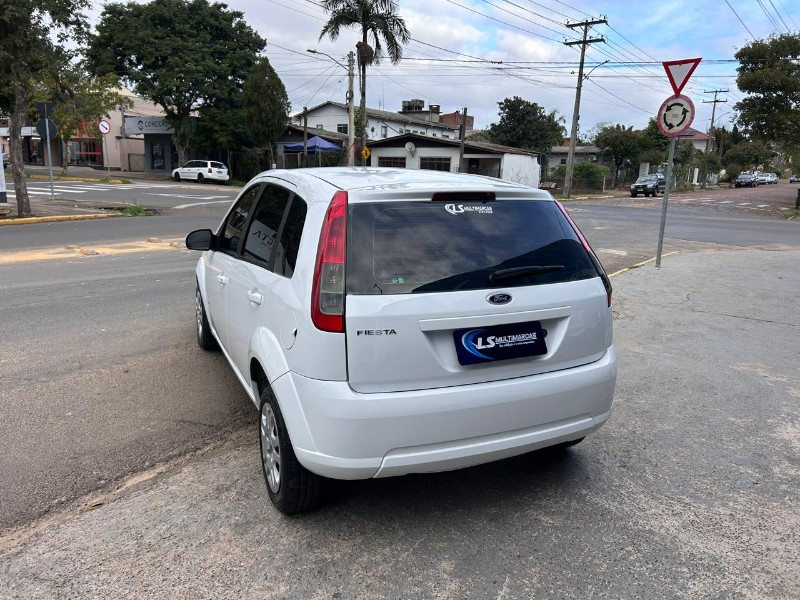 FORD FIESTA 1.0 8V FLEX/CLASS 1.0 8V FLEX 5P 2014/2014 LS MULTIMARCAS VENÂNCIO AIRES / Carros no Vale