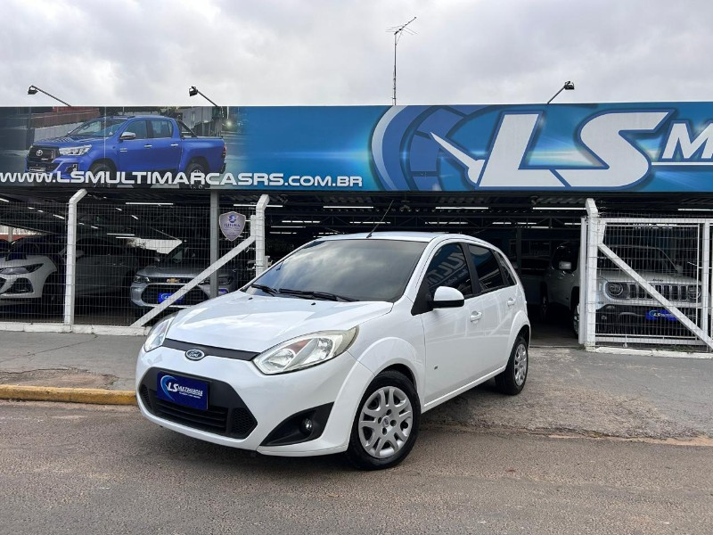 FORD FIESTA 1.0 8V FLEX/CLASS 1.0 8V FLEX 5P 2014/2014 LS MULTIMARCAS VENÂNCIO AIRES / Carros no Vale