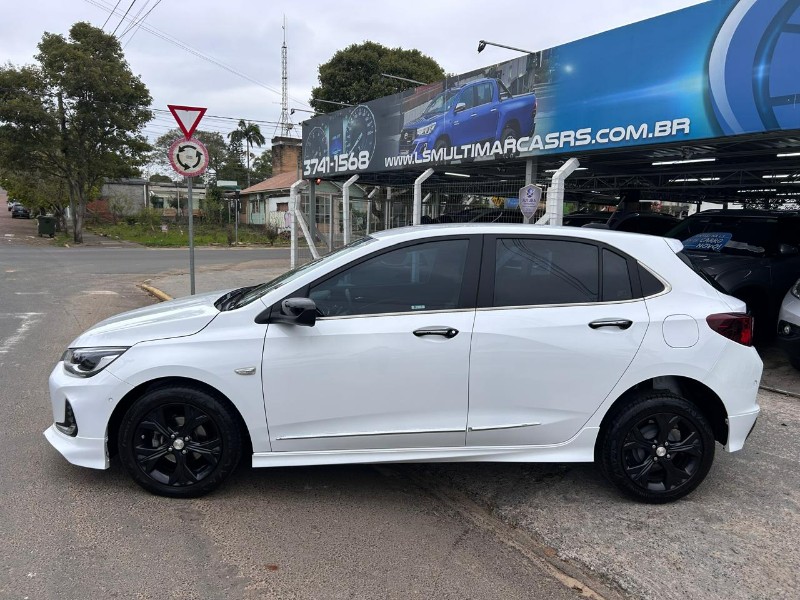CHEVROLET ONIX HATCH PREM 1.0 12V TB FLEX 5P AUT. 2020/2020 LS MULTIMARCAS VENÂNCIO AIRES / Carros no Vale