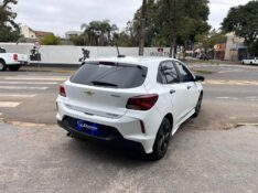 CHEVROLET ONIX HATCH PREM 1.0 12V TB FLEX 5P AUT. 2020/2020 LS MULTIMARCAS VENÂNCIO AIRES / Carros no Vale