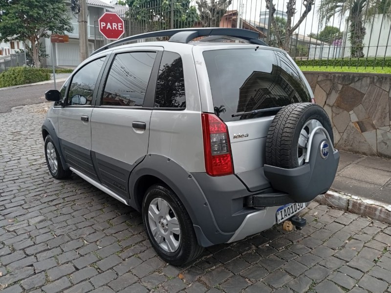 FIAT IDEA ADVENTURE 1.8 2008/2008 ALTERNATIVA VEÍCULOS LAJEADO / Carros no Vale