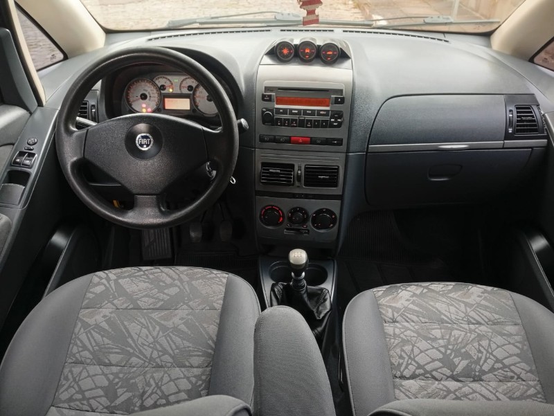 FIAT IDEA ADVENTURE 1.8 2008/2008 ALTERNATIVA VEÍCULOS LAJEADO / Carros no Vale