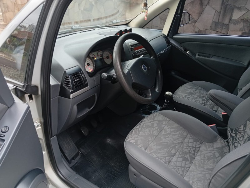 FIAT IDEA ADVENTURE 1.8 2008/2008 ALTERNATIVA VEÍCULOS LAJEADO / Carros no Vale