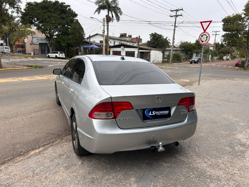 HONDA CIVIC SEDAN LXS 1.8/1.8 FLEX 16V MEC 4P 2007/2007 LS MULTIMARCAS VENÂNCIO AIRES / Carros no Vale